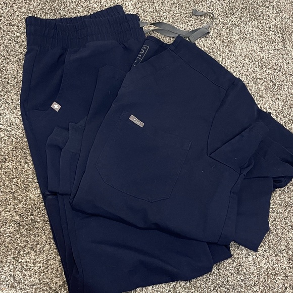 Figs Technical Collection Set - Large - Picture 1 of 4